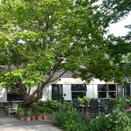 Huis Bij De Catalpa Dordrecht Eksteriør billede