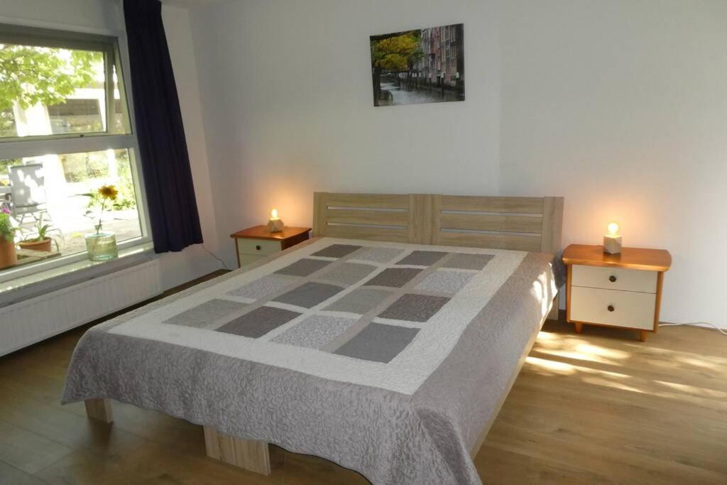 Huis Bij De Catalpa Dordrecht Eksteriør billede