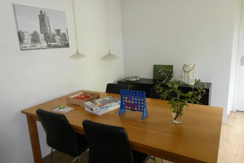 Huis Bij De Catalpa Dordrecht Eksteriør billede
